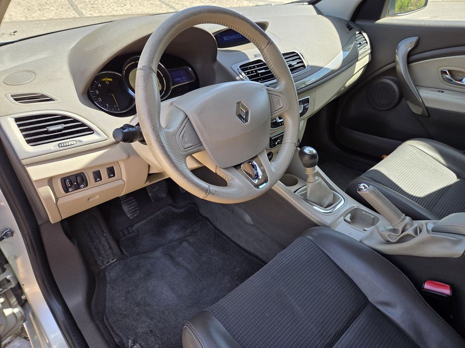 Renault Megane 1.5 Dci Sport Tourer  2013
