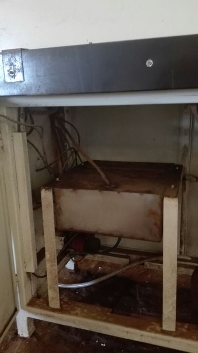 Maquina de escolher discos de cortiça