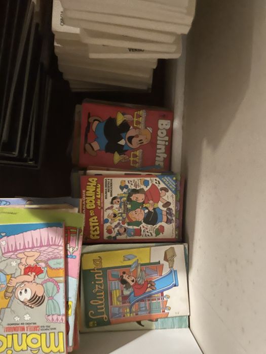 254 livros aos quadradinhos: Disney, Luluzinha, Mónica, …