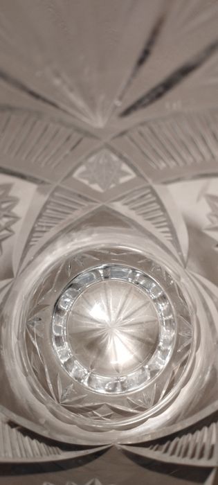 Wazon kryształowy z okresu PRL