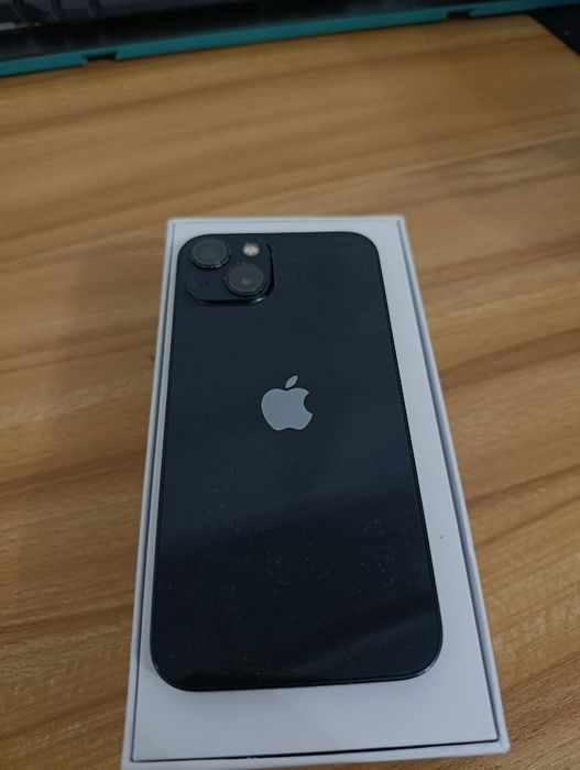 Продам iPhone 13 256Gb в робочому стані