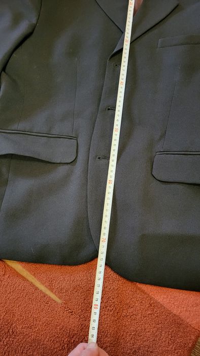 Мужской классический костюм с желетом.