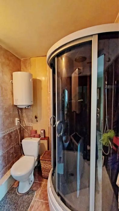 Продам 3-к квартиру с ремонтом Левый берег проспект Слобожанский