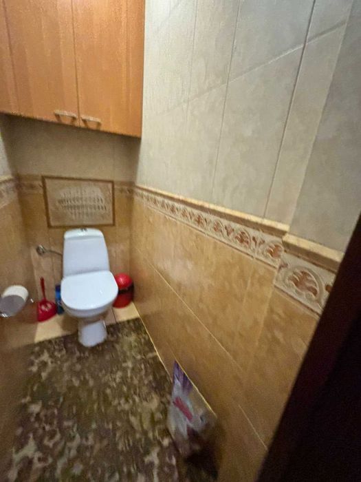 Продам дом в центре.