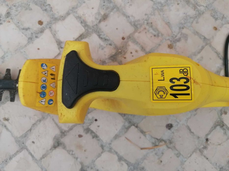 Corta Sebes eléctrico