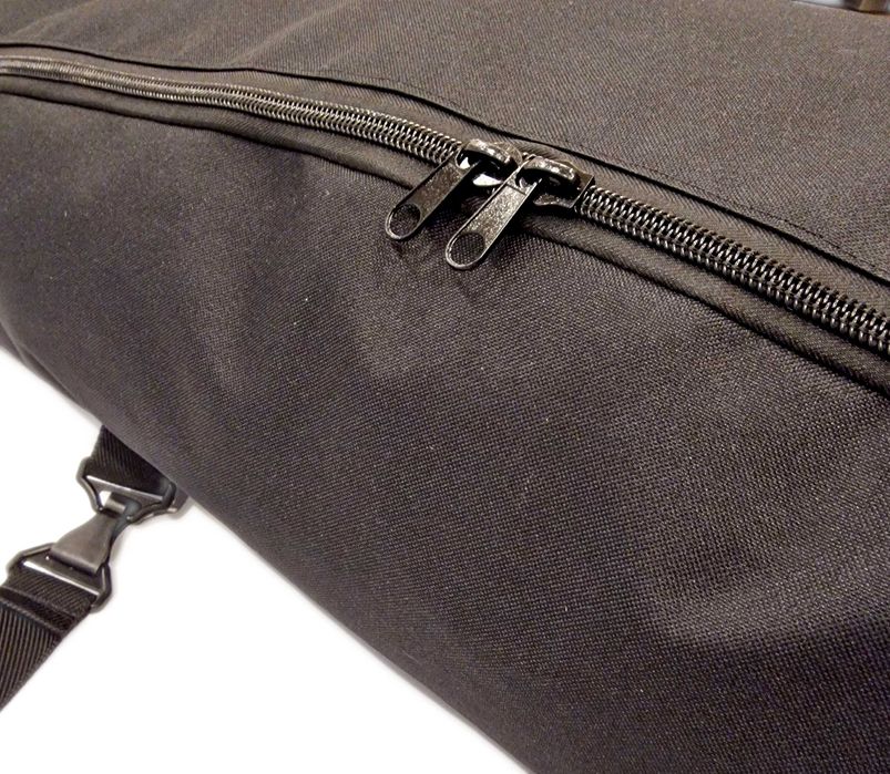 Pokrowiec na deskę snowboard snowboardową buty kask czarny