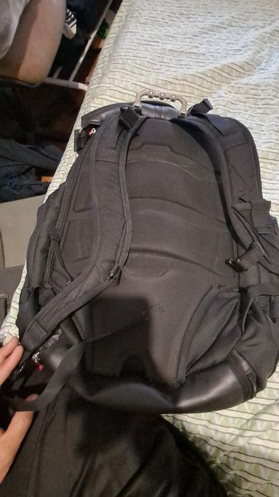 Mochila oakley kitchen