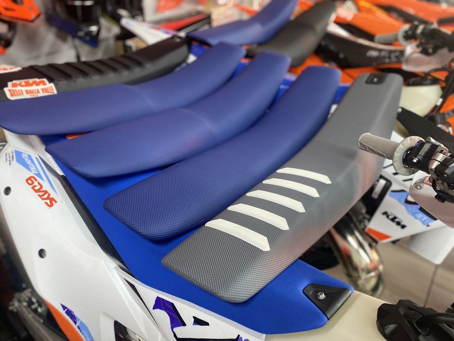 Сидіння занижене/ступінчасте КТМ/ HUSQVARNA /Gasgas