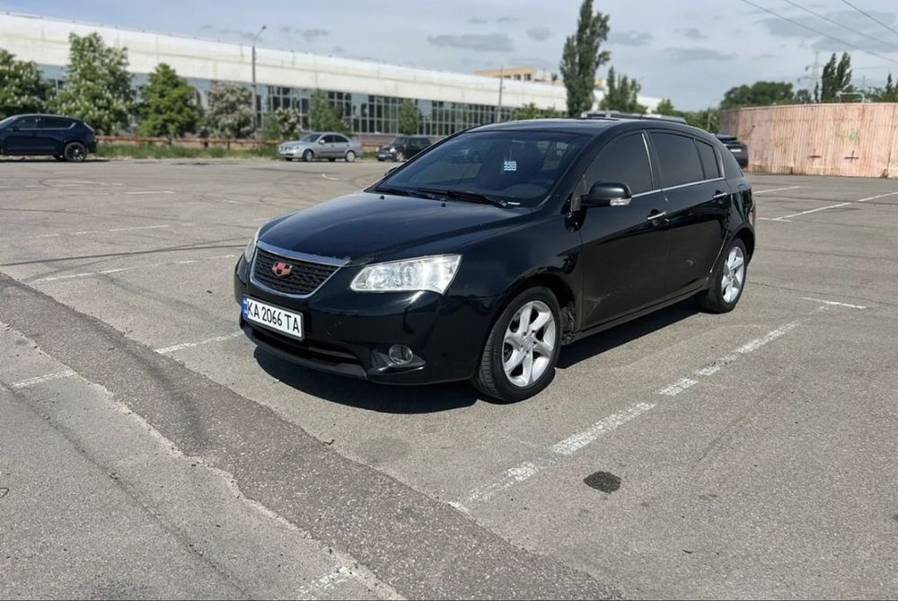 Geely Emgrand EC7-RV 2013
