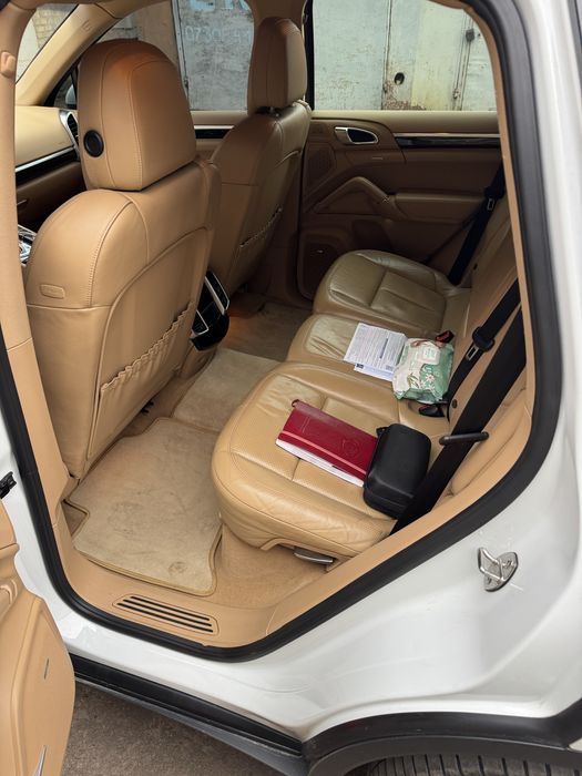 PORSCHE Cayenne 2014