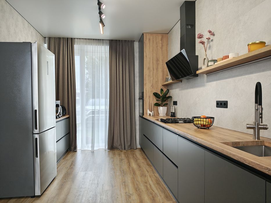 Таунхаус з ремонтом!