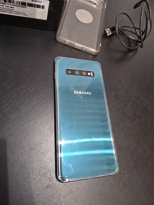 Samsung S10 plus  8/128