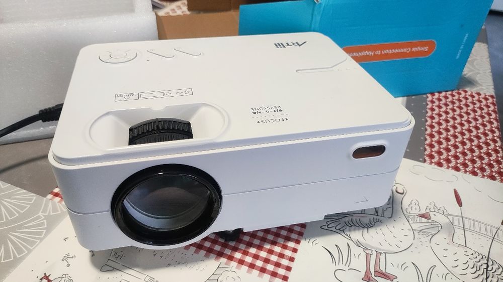 Projetor Portátil ARTLII ENJOY2