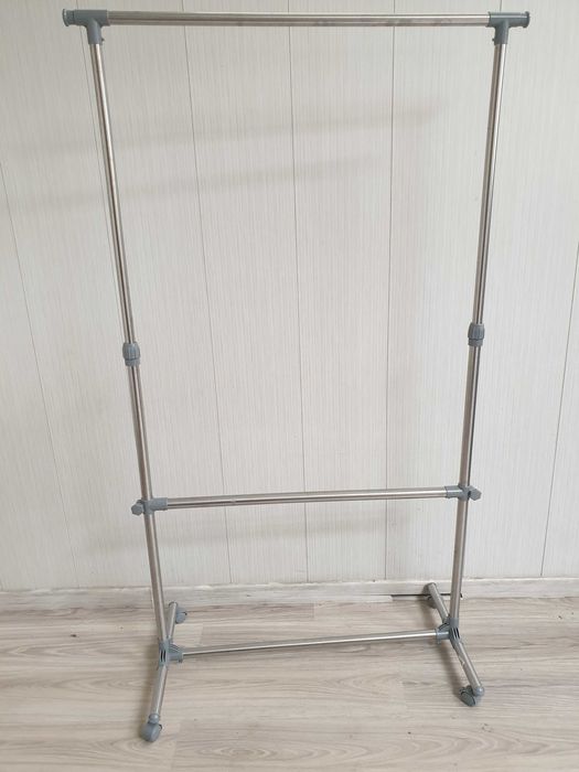 wieszak nierdzewny regulowany wys. 176 cm  składany