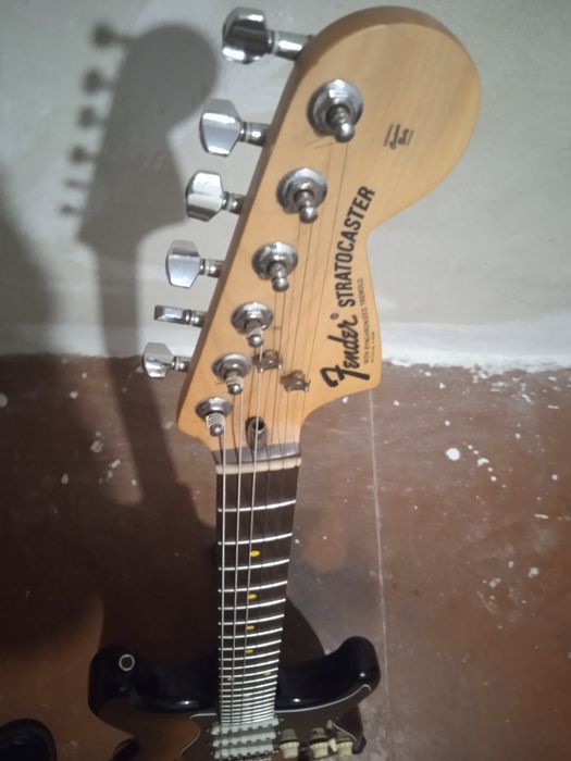 Fender Stratocaster