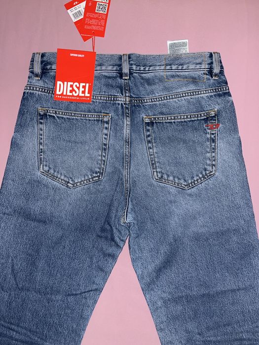 Wyprzedaż spodnie męskie Diesel.