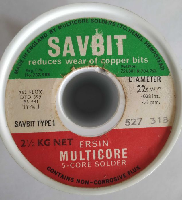 Fio de solda Multicore Ersin e Savbit.