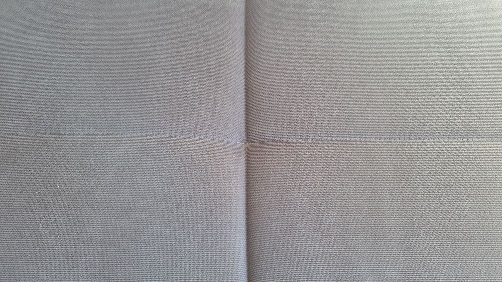 Sofá em bom estado – Confortável e pronto a usar