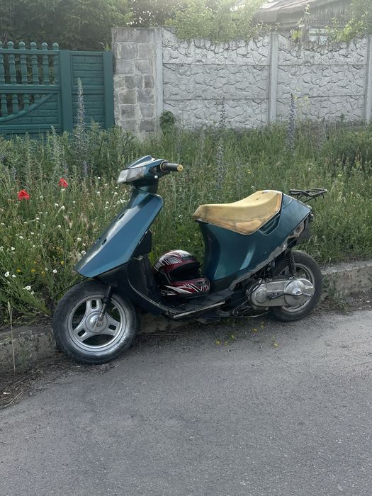 сутер сузуки  сепия