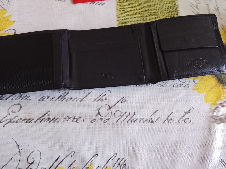 Carteira Matias salva de couro