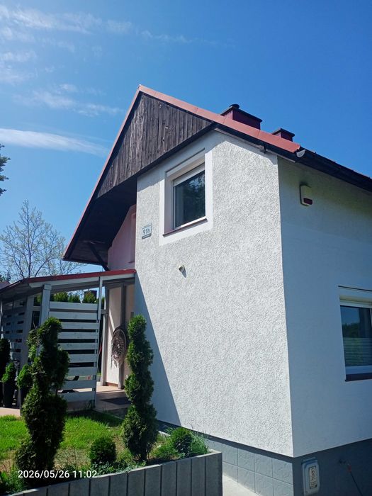 Dom wolnostojący z ogrodem na Kaszubach w pierwszej linii brzegowej pod lasem