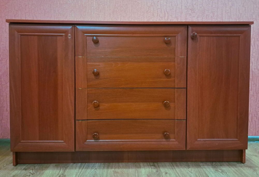Продам комод терміново