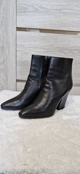 Oryginalne PRADA MILANO r. 41 damskie skórzane botki skóra naturalna