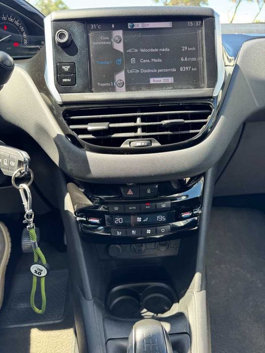 Peugeot 208 1.2VTi Alure 3p
