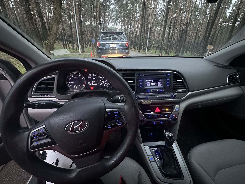 Hyundai Elantra 2017 2.0 акпп