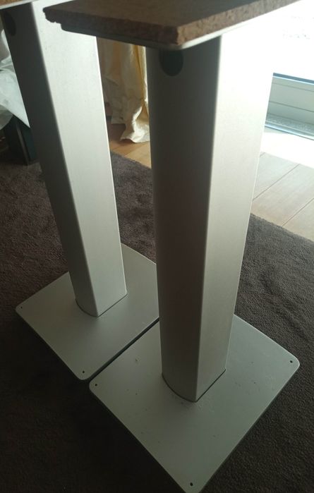 Par de suportes colunas Q-Acoustics, B&W, Kef...