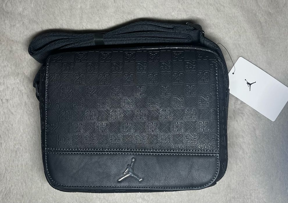 Сумка-месенджер JORDAN Monogram Mini Messenger Bag