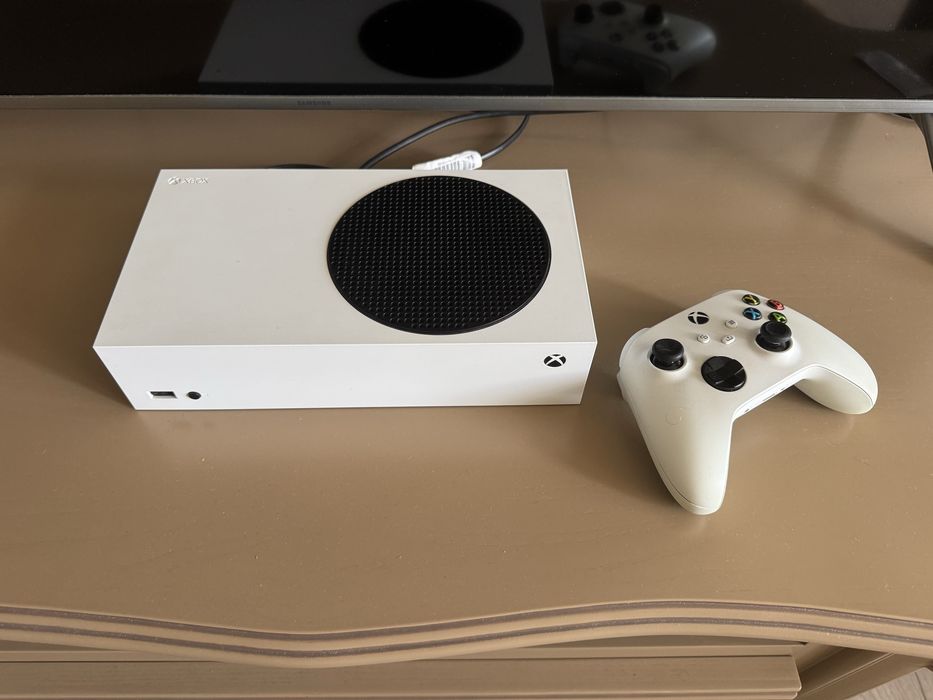 xbox series s - купить приставки - Цена на OLX.ua