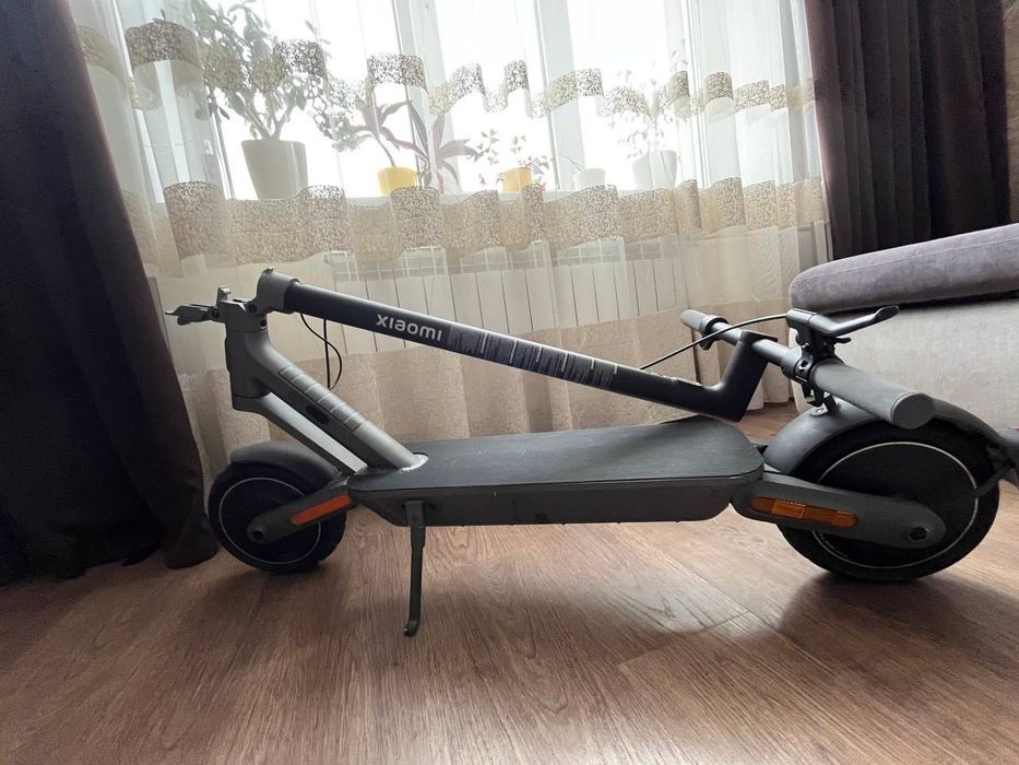 Електросамокат Xiaomi 4 ultra