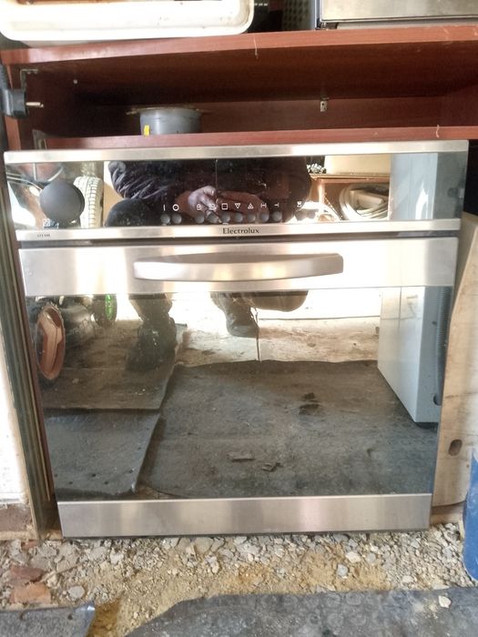 Духовка Electrolux