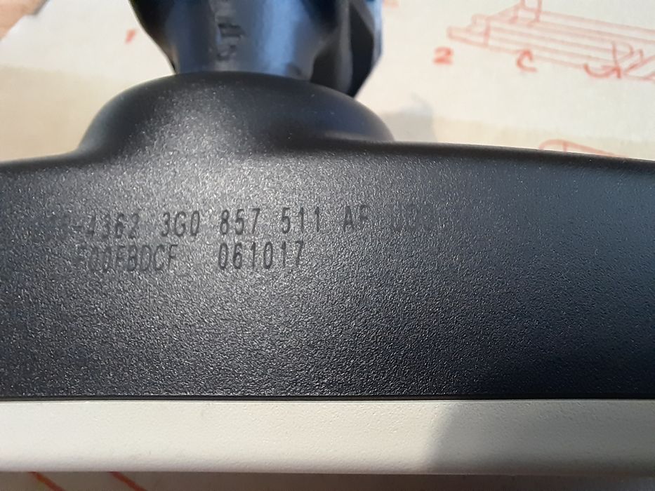 Зеркало VW заднього виду з автозатемненням