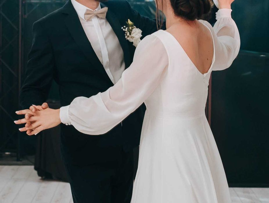 Suknia ślubna Antonella w kolorze ivory