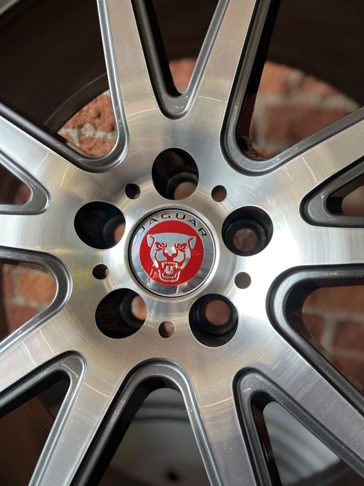 Koła 22 Jaguar F Pace Range Rover Velar 265/40R22 Nowe 2024 Felgi