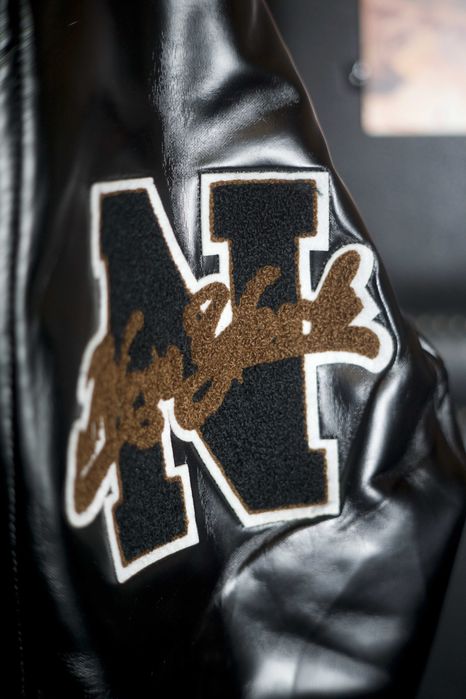 elegante casaco de pele genuína  perfeito de alta qualidade