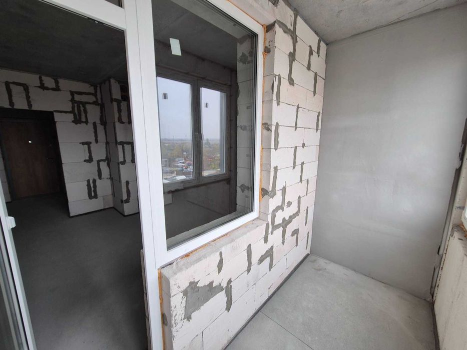 Однокомнатная на Варненской в ЖК "Скай Сити"