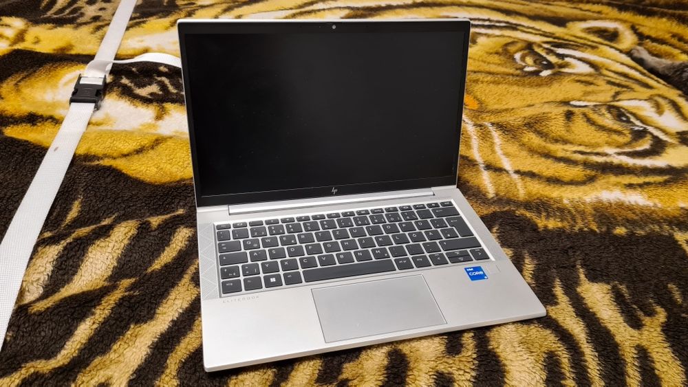 Laptop HP EliteBook 830 G8 i5-1145G7,Intel Iris Xe,RAM-16GB,SSD-512GB