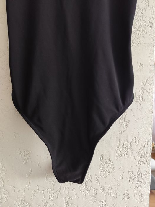 Jednoczęściowy kostium kąpielowy stringi na nieregulowane ramiączka ro