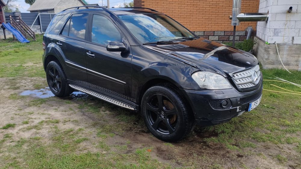 Mercedes Benz ML320 W164