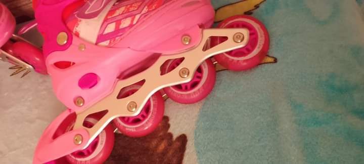 Продам ролики для дівчинки!