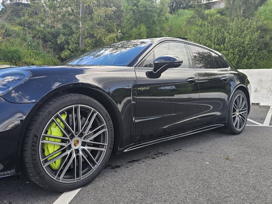Porsche Panamera Turbo S e-hybrid Spor-Turismo
