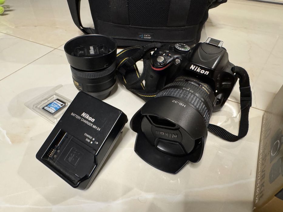 Фотоапарат Nikon D5100 + 35mm f/1.8G + 18-70mm ED (повний комплект)