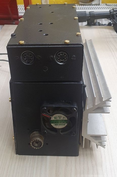 Nadajnik UKF 50W 60-120 MHz stacja rozgłośnia radiowa