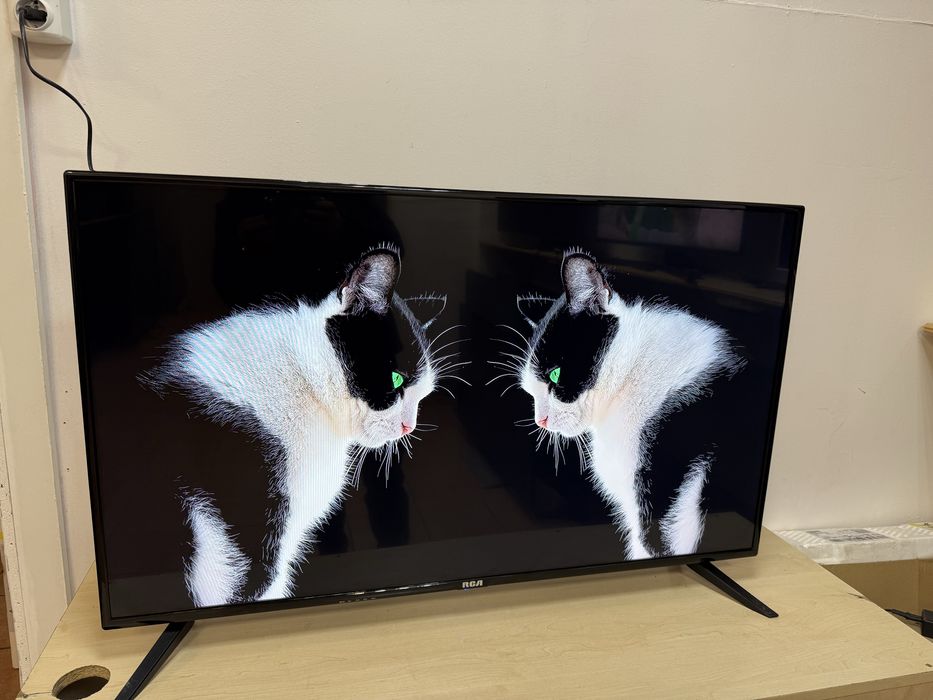 Телевізор RCA 43 дюйми Smart TV Android Full HD Wi-Fi