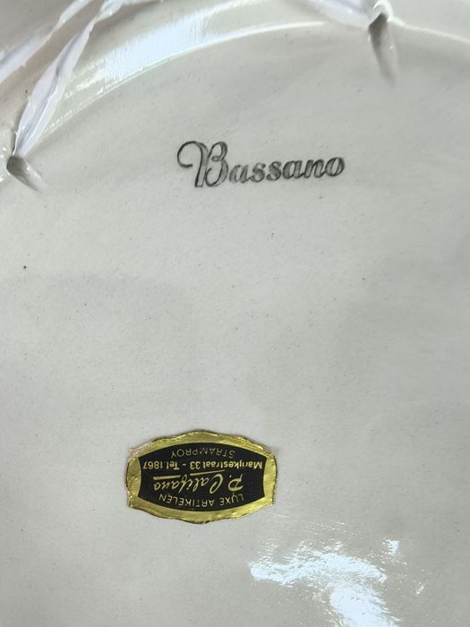 Talerz dekoracyjny Bassano – ręcznie malowany