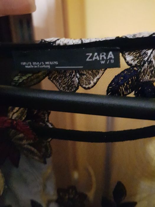 Sukienka transparentna hafty  kwiaty Zara