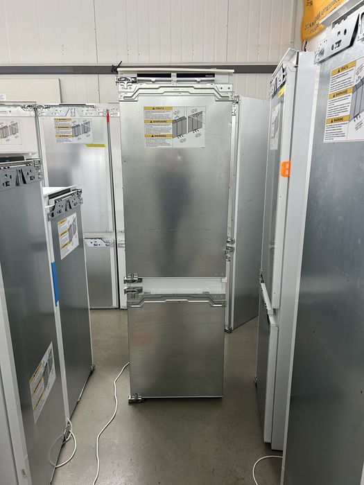 Холодильник Miele KD 7724 E